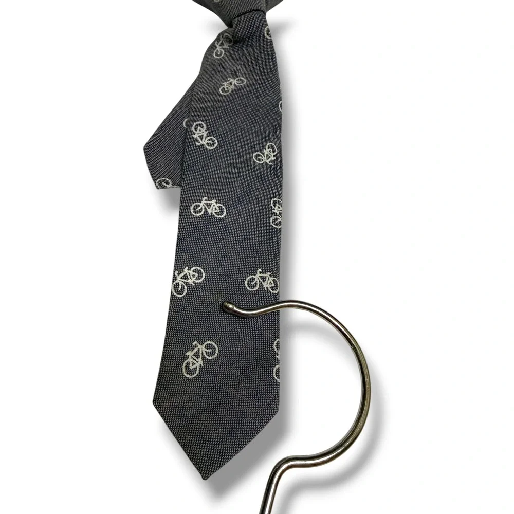 Toddler Boys Bicycle Print Clip On Necktie Navy Blue White Pre-Tied Tie 8.5